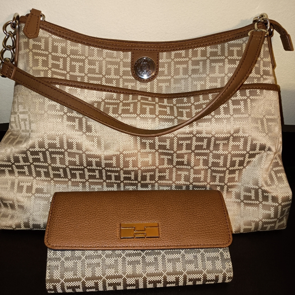 Purse and Wallet
